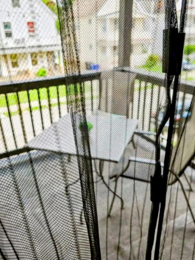 Lovely! Near Cleve Clinic/Uh/Cwru/Dwntwn W/Porch Villa Cleveland Bagian luar foto