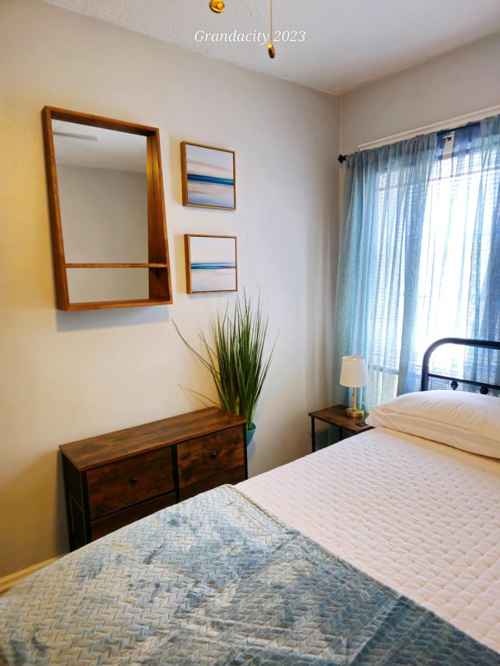 Lovely! Near Cleve Clinic/Uh/Cwru/Dwntwn W/Porch Villa Cleveland Bagian luar foto